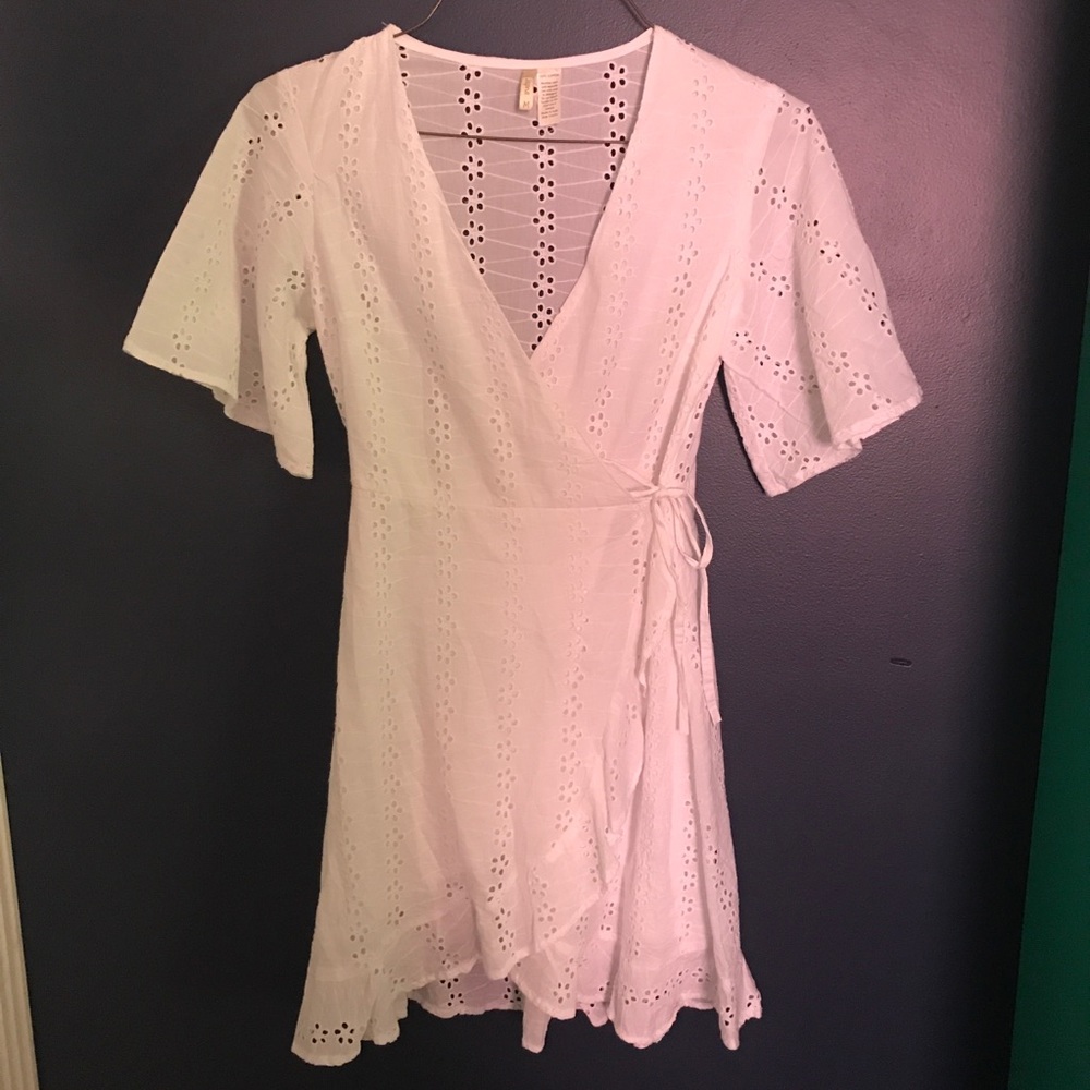 Ruffle Sleeved Wrap Dress